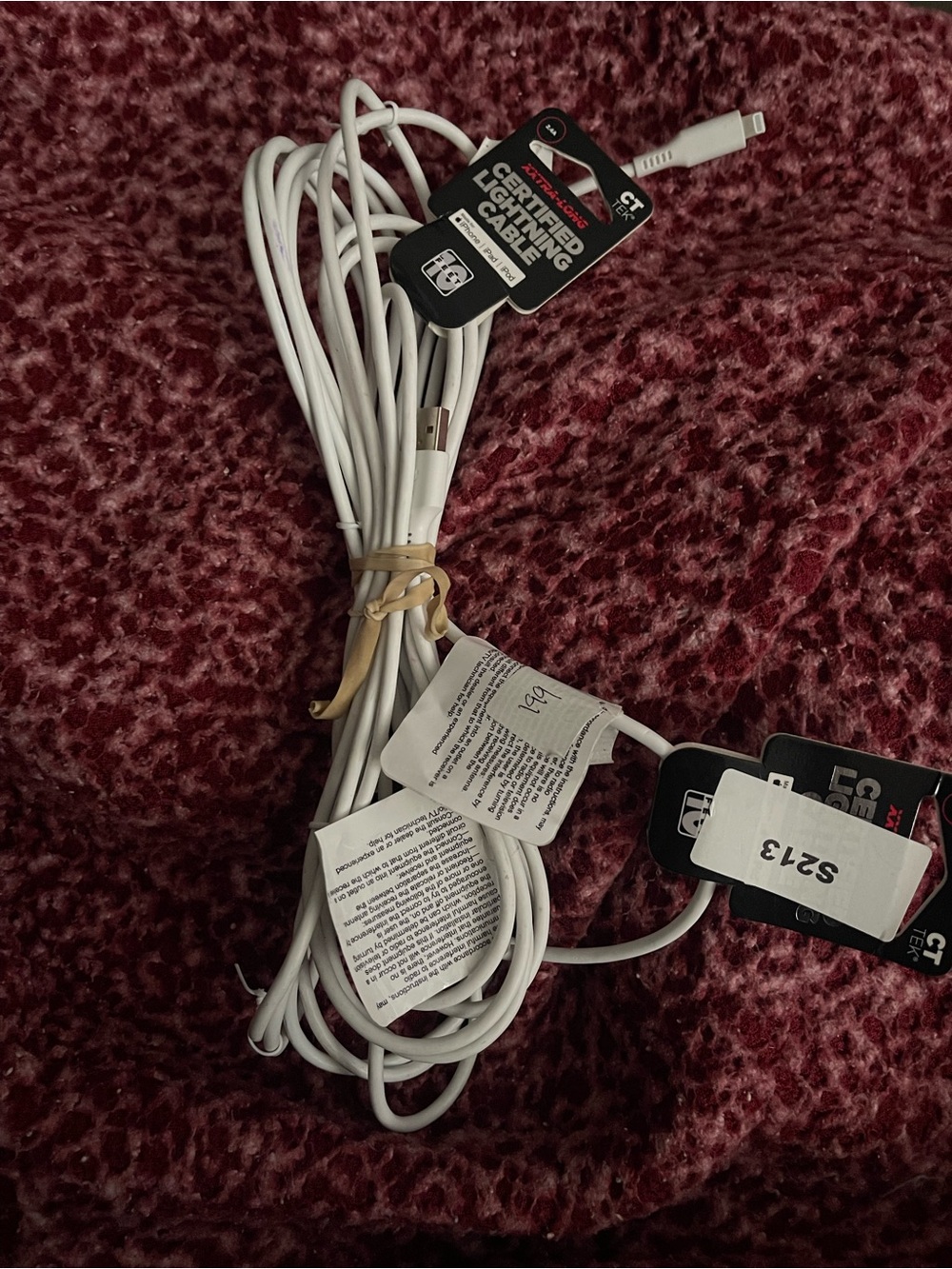 White Certified Lightning Apple Charging Cable - 6 ft